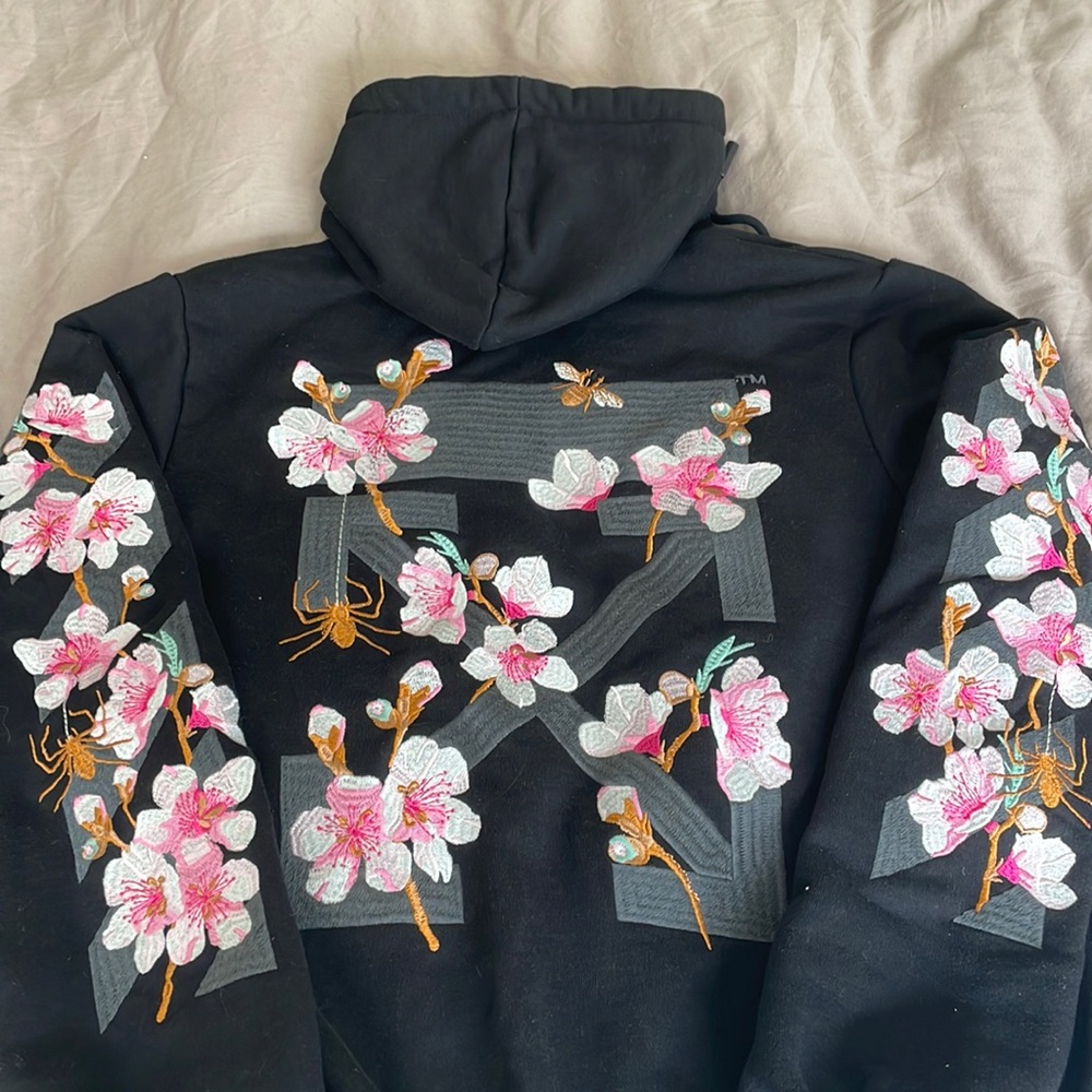 OFF-WHITE Cherry Blossom Embroidery Floral Zip Up Hoodie (Oversized Fit)